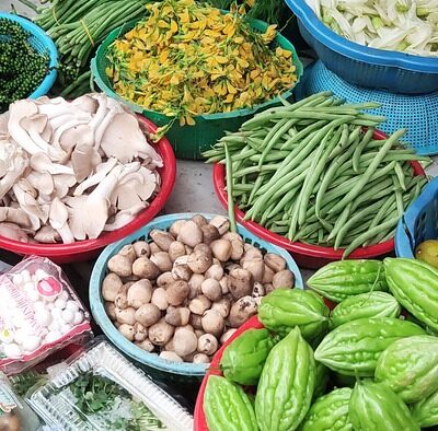 Meyve ve Sebzelerden Tarım İlacı Kalıntıları ve Mikropları Nasıl Temizlemeliyiz?